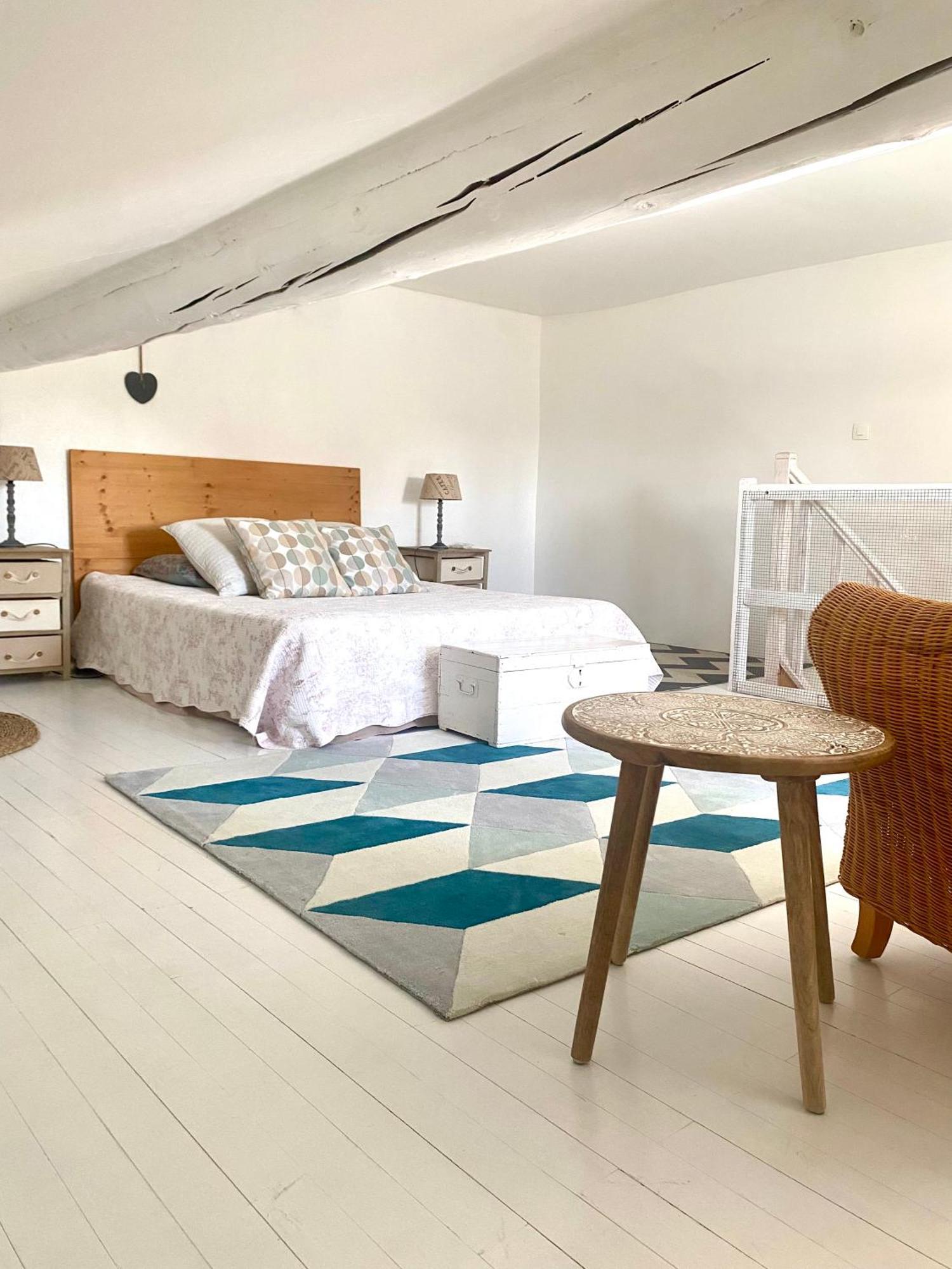 Mas Les Fleurs D'Hilaire Bed & Breakfast มงโตซ์ ภายนอก รูปภาพ