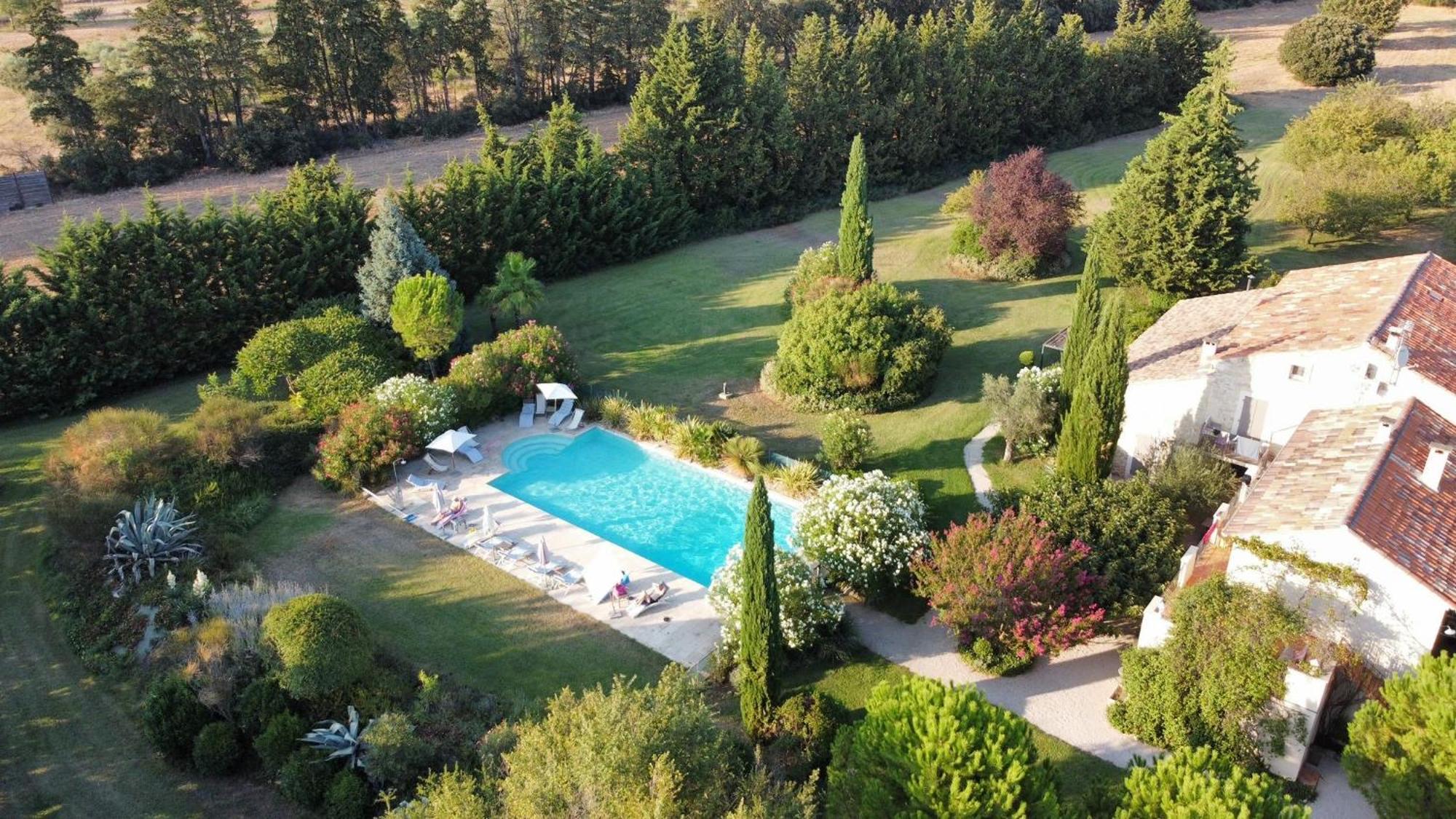 Mas Les Fleurs D'Hilaire Bed & Breakfast มงโตซ์ ภายนอก รูปภาพ